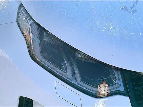 Used 2024 Land Rover Discovery Sport S image 29