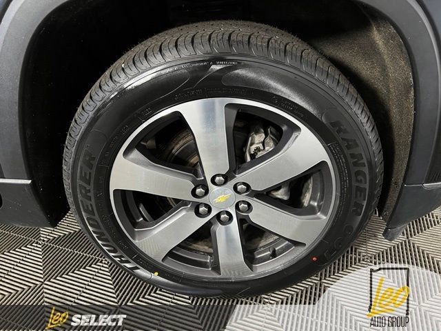 Used 2021 Chevrolet Traverse LT w/ LT Premium Package AWD/4WD image 30