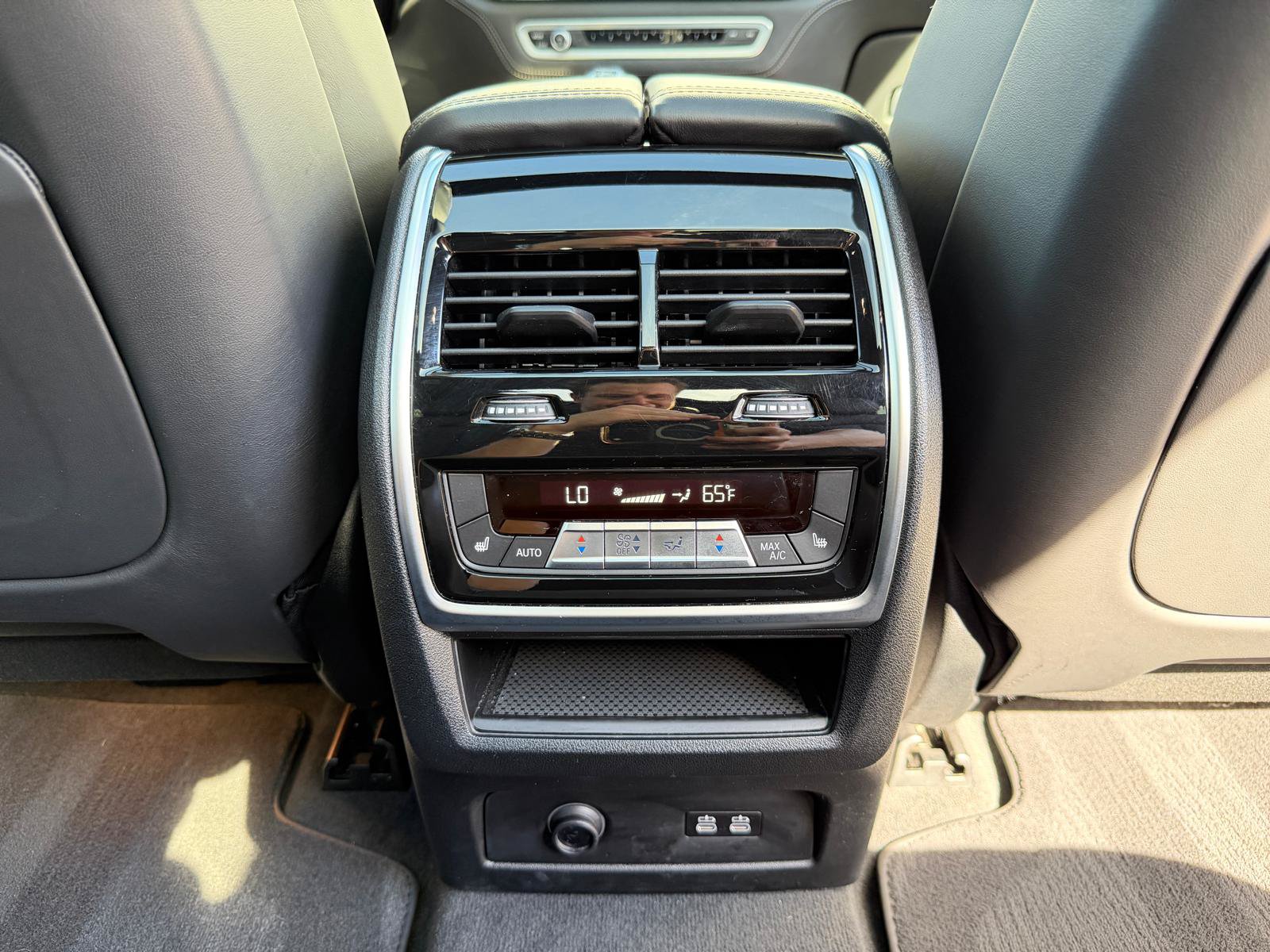 Used 2021 BMW X7 M50i AWD/4WD image 59