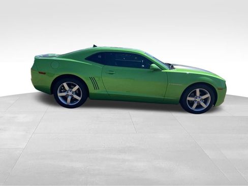 Used 2010 Chevrolet Camaro LT RWD image 11