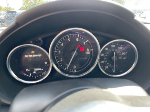 Used 2022 MAZDA MX-5 Miata Grand Touring RWD image 10