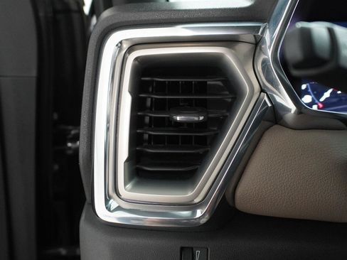 Used 2023 GMC Canyon Denali AWD/4WD image 12
