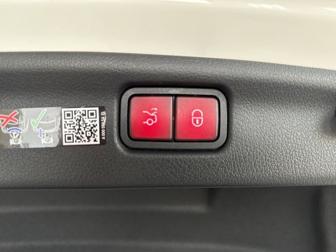 Certified 2026 Mercedes-Benz C 300 Sedan image 17