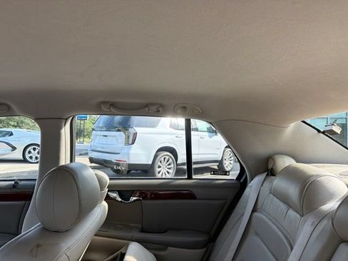 Used 2002 Cadillac De Ville FWD image 9
