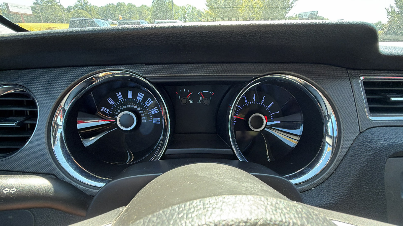 Used 2013 Ford Mustang Coupe RWD image 26