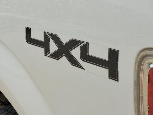 Used 2014 Ford F150 XLT w/ XLT Chrome Package image 8