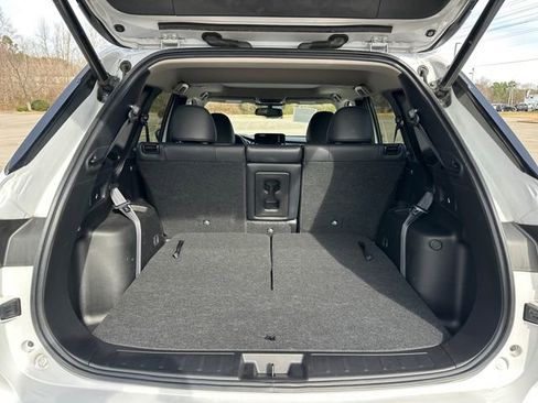 Used 2023 Mitsubishi Outlander SE image 30