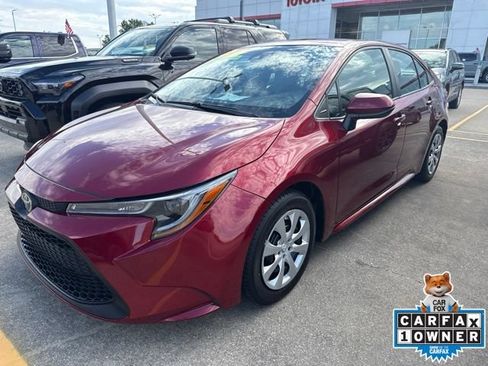 Used 2022 Toyota Corolla LE FWD image 1