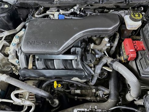 Used 2018 Nissan Rogue Sport SL w/ SL Premium Package image 33