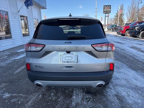 Used 2022 Ford Escape SEL image 6