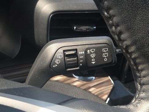 Used 2022 Ford Explorer Limited w/ Limited Technology Package AWD/4WD image 41