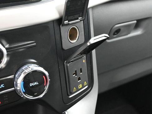 Used 2023 Ford F150 Lightning XLT image 19