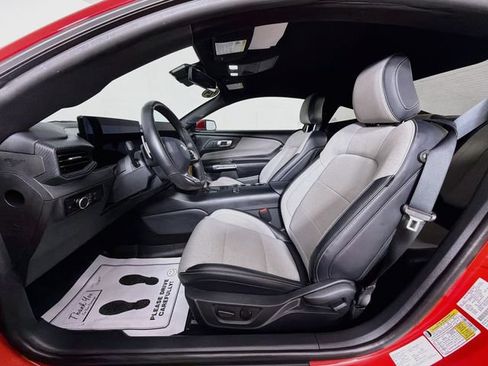 Used 2024 Ford Mustang GT RWD image 19