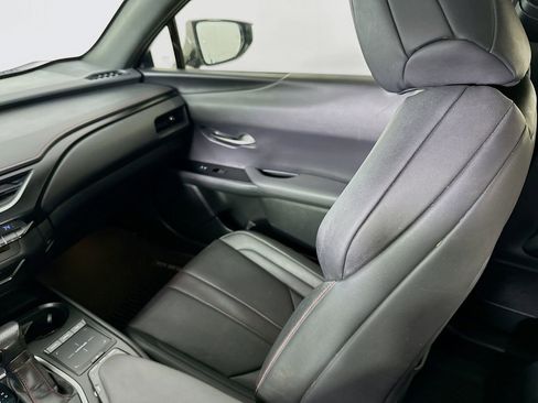 Used 2019 Lexus UX 250h F Sport w/ F Sport Premium Package AWD/4WD image 23