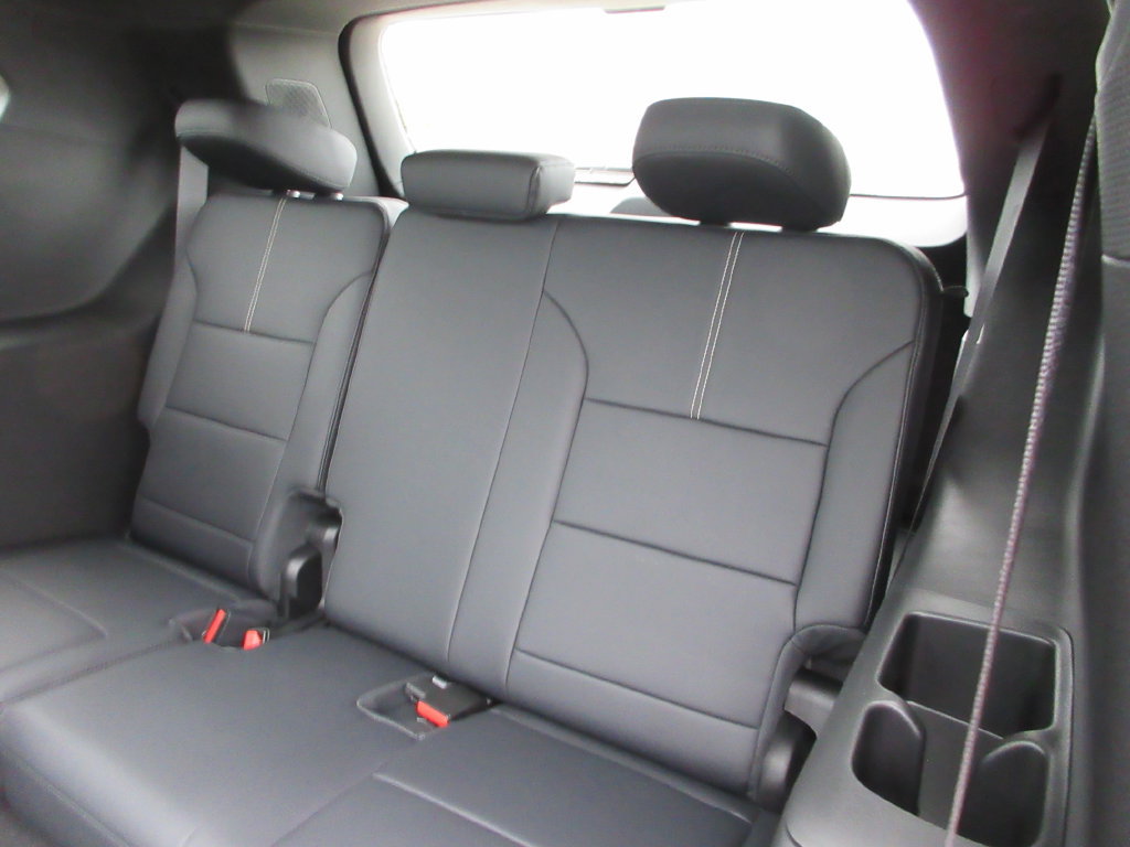 New 2027 GMC Acadia Elevation w/ Super Cruise Package AWD/4WD image 11
