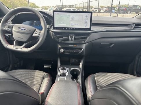 Certified 2023 Ford Escape ST-Line Select w/ Tech Pack #2 image 9