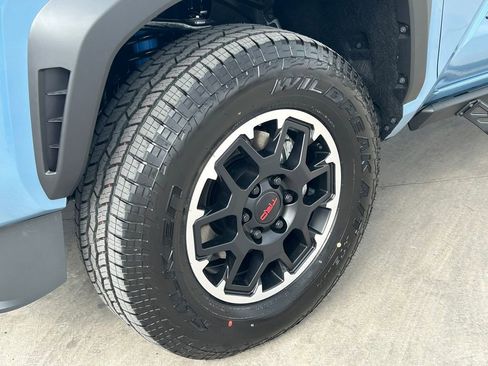 New 2026 Toyota Tacoma TRD Off-Road AWD/4WD image 9