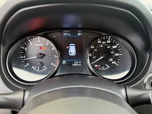 Certified 2022 Nissan Rogue Sport SV image 19