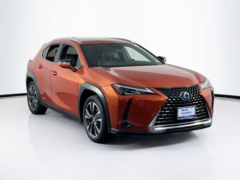 Used 2019 Lexus UX 250h image 3