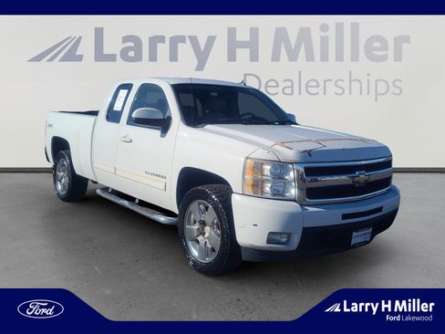 Used 2011 Chevrolet Silverado 1500 LTZ w/ LTZ Plus Package image 7