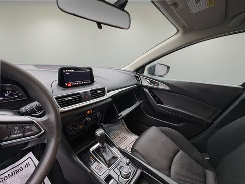 Used 2017 MAZDA MAZDA3 Sport image 15