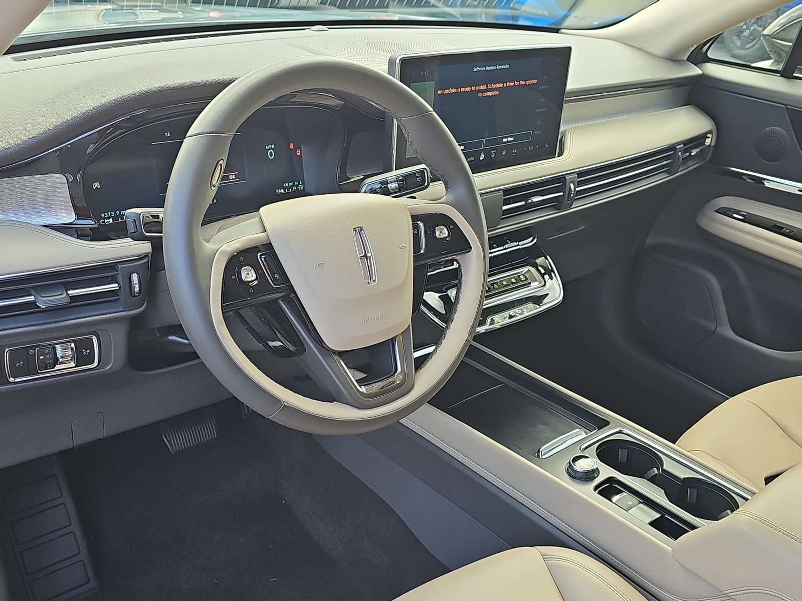 Used 2023 Lincoln Corsair FWD image 16