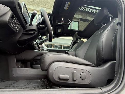 Used 2025 Hyundai Ioniq 6 Limited image 11