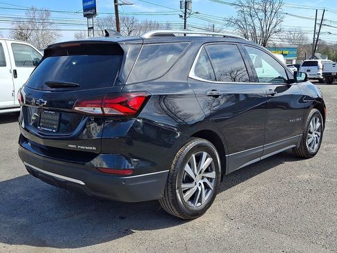 Used 2023 Chevrolet Equinox Premier image 9