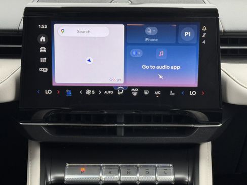 Used 2024 Lincoln Nautilus Premier w/ Equipment Group 102A image 17