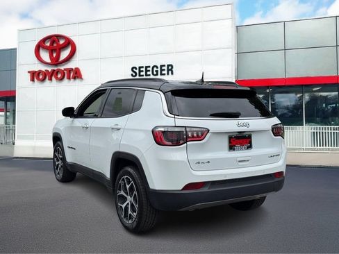 Used 2024 Jeep Compass Limited AWD/4WD image 9