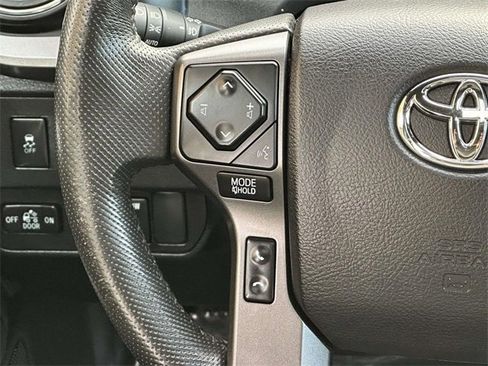Used 2022 Toyota Tacoma TRD Sport w/ TRD Premium Sport Package image 17