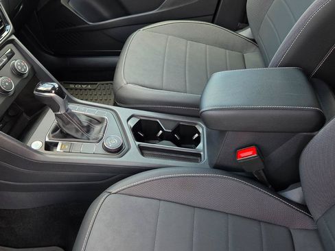 Certified 2022 Volkswagen Taos SE AWD/4WD image 31
