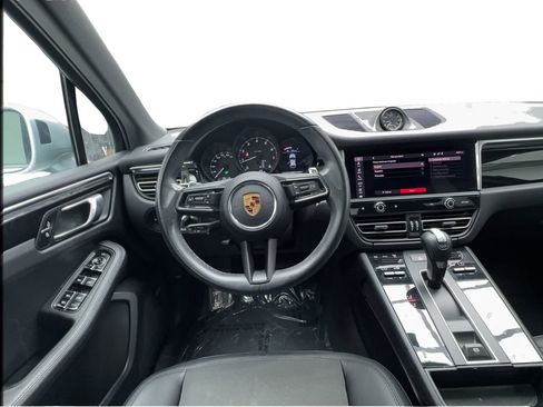 Used 2022 Porsche Macan AWD/4WD image 37