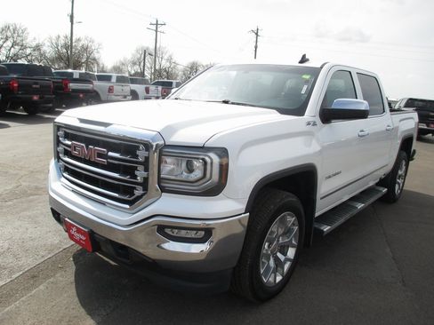 Used 2017 GMC Sierra 1500 SLT w/ SLT Premium Package image 11