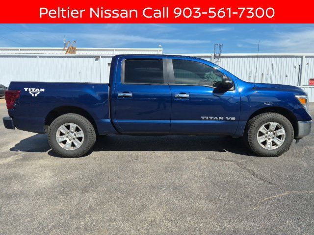 Certified 2018 Nissan Titan SV w/ SV Convenience Package RWD image 6