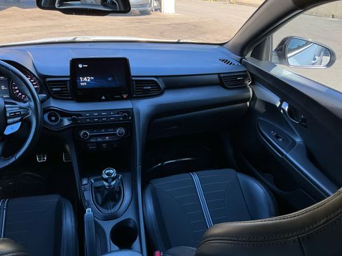 Used 2021 Hyundai Veloster N image 17