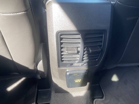 Used 2015 Ford Escape Titanium AWD/4WD image 27
