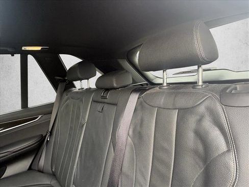 Used 2017 BMW X5 xDrive40e image 15
