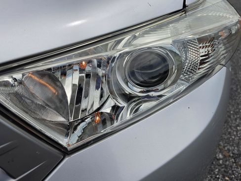 Used 2013 Toyota Highlander Limited FWD image 22