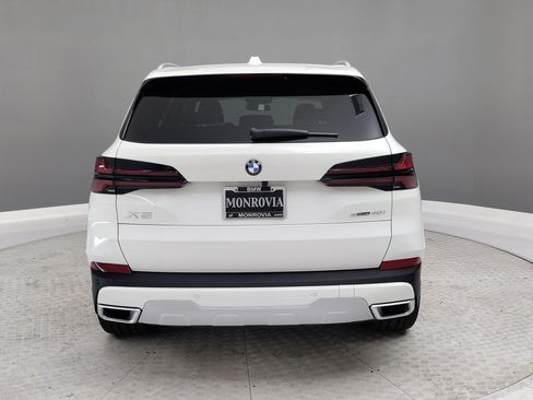 Used 2026 BMW X5 sDrive40i w/ Parking Assistance Package image 7