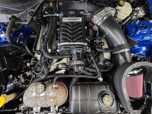 Used 2017 Ford Mustang GT Premium w/ Equipment Group 401A image 38