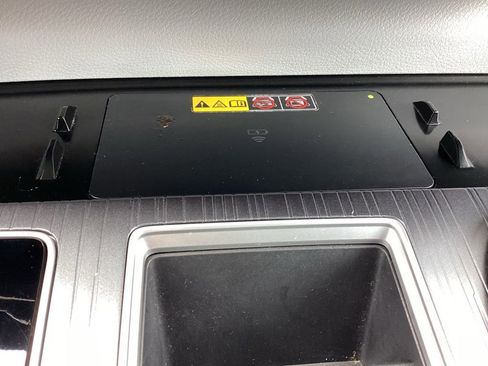 Used 2025 Toyota Sienna LE image 20