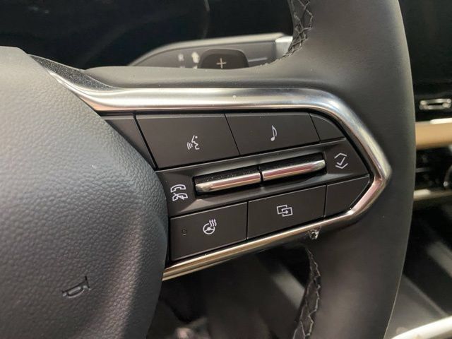 New 2027 Chevrolet Equinox ACTIV w/ Safety and Technology Package AWD/4WD image 35
