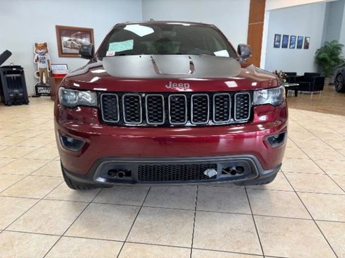 Used 2020 Jeep Grand Cherokee Trailhawk AWD/4WD image 2