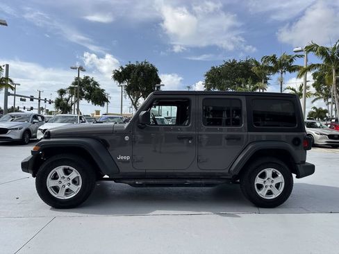 Used 2019 Jeep Wrangler Unlimited Sport S AWD/4WD image 27