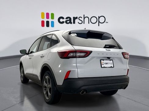 Used 2025 Ford Escape ST-Line Select image 3