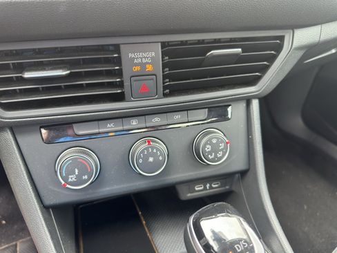Used 2024 Volkswagen Jetta S FWD image 29
