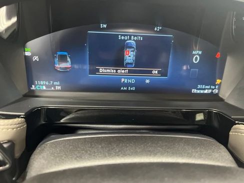 Used 2023 Lincoln Corsair AWD w/ Equipment Group 101A image 16