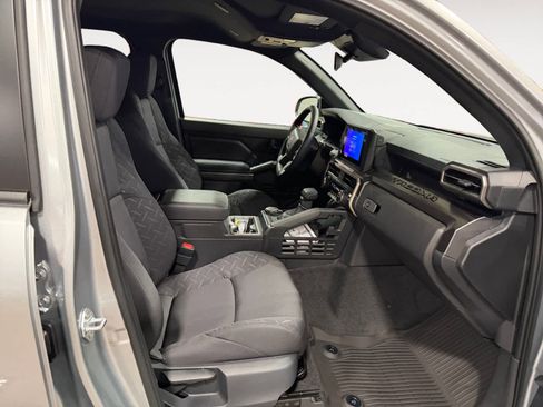 New 2026 Toyota Tacoma SR5 AWD/4WD image 15