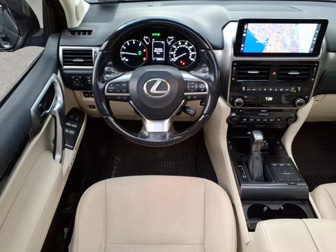 Used 2022 Lexus GX 460 Premium w/ Premium Plus Package AWD/4WD image 7